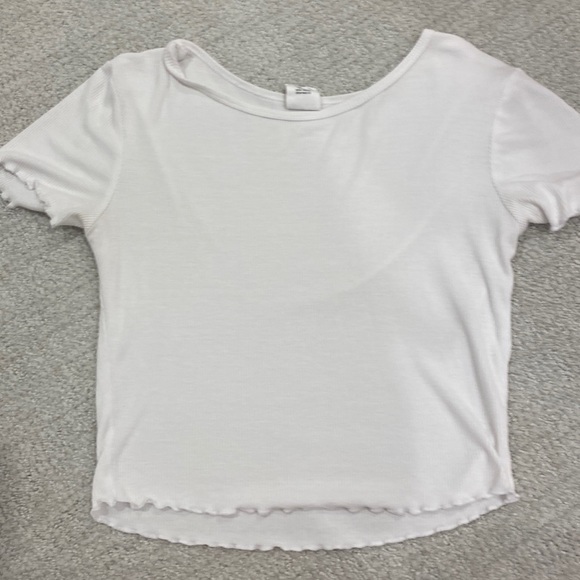 White ribbed Tilly’s baby tee - Picture 1 of 2